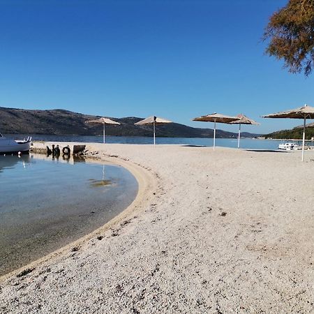 Villa Barbara & Zoran With Heated Swimming Pool Seget Vranjica Bagian luar foto